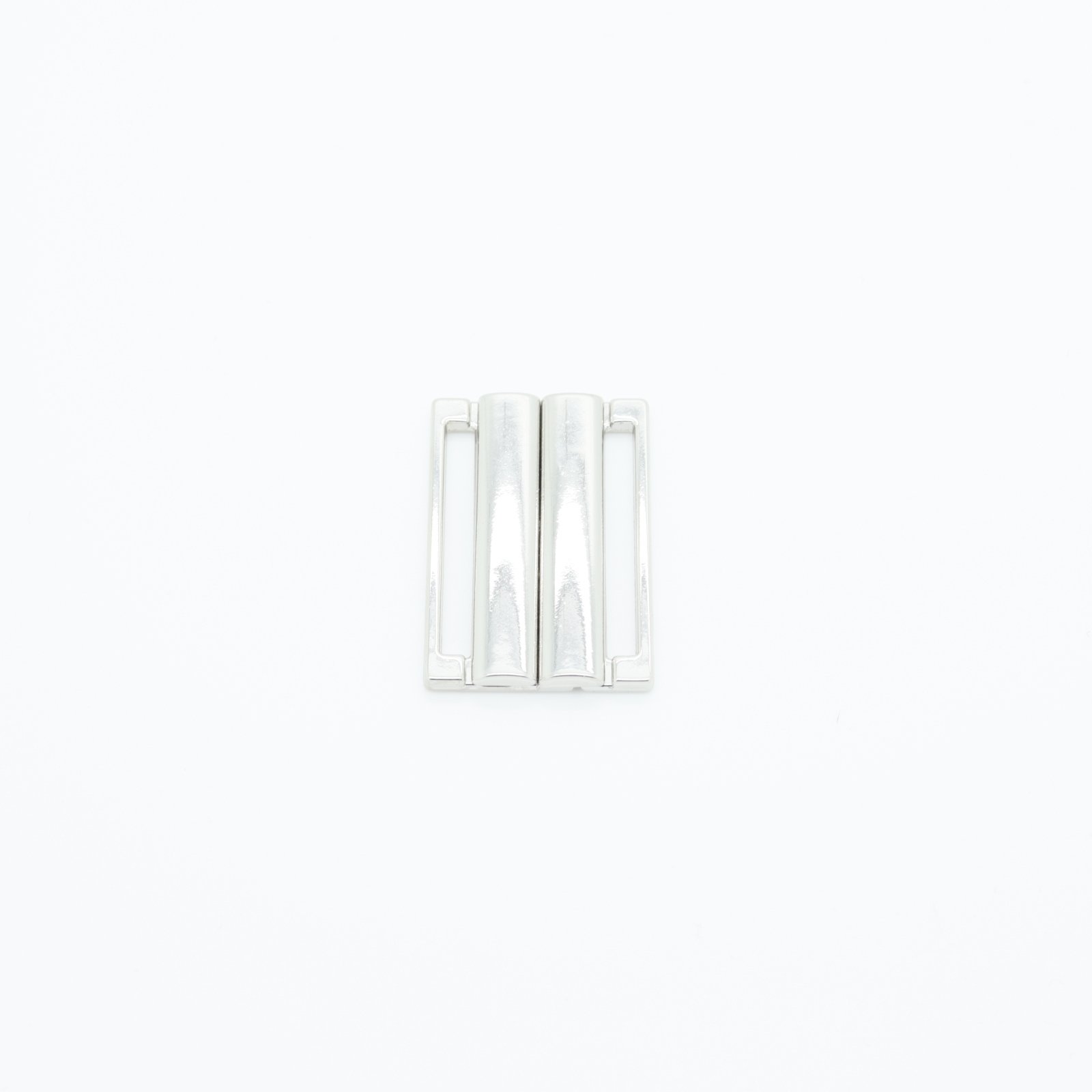 Fermoir attache en métal couleur argent 38 mm