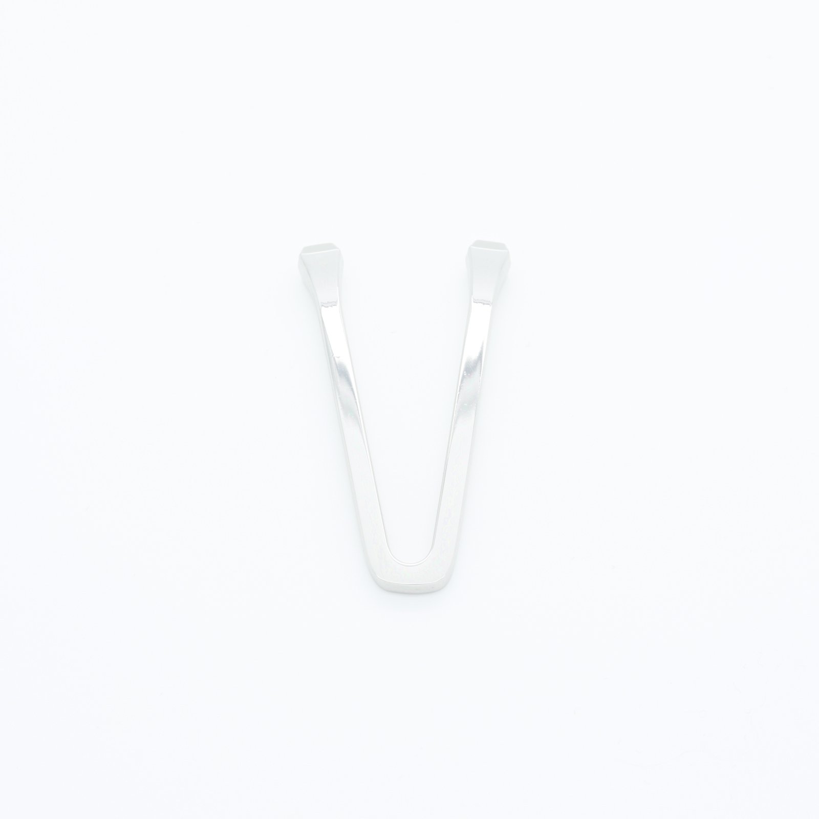 Séparateur bikini en métal argenté en forme de V