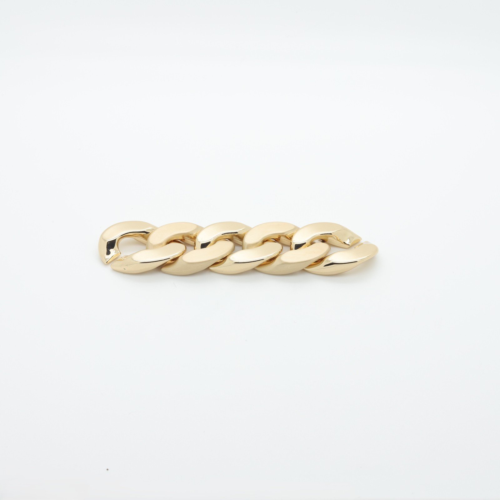 Chaîne décorative a maillons larges en métal doré