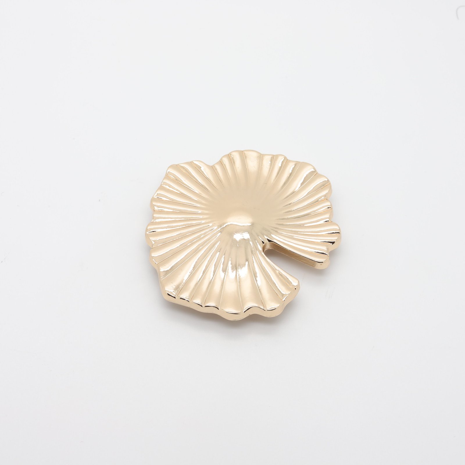 Passant métal doré en forme de fleur