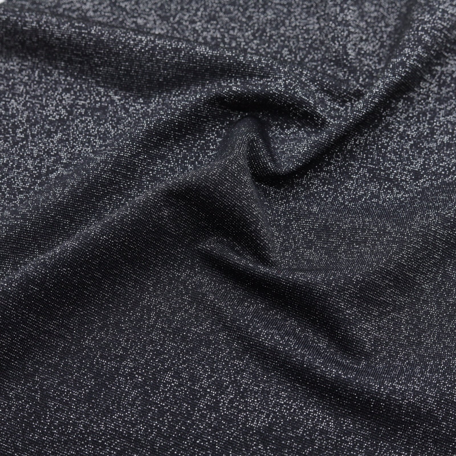 Tissu en lurex métallisé léger stretch et brillant